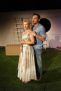 Jitka Ježková, Michal Slaný v představení Intimní příběhy z Ráje, foto: Radovan Šťastný
