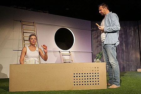 Jitka Ježková, Michal Slaný v představení Intimní příběhy z Ráje, foto: Radovan Šťastný