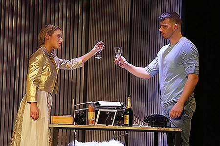 Jitka Ježková, Peter Pecha v představení Intimní příběhy z Ráje, foto: Radovan Šťastný